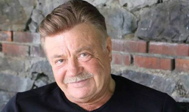 Faik Öztürk'ün beynine pıhtı attı sol tarafı felç kaldı. İşte son hali - Resim: 1